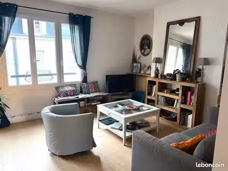 tours hypercentre – appartement lumineux de 90 m²