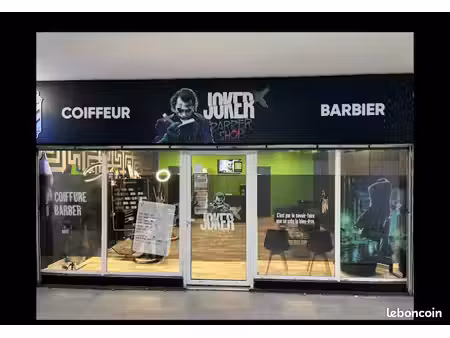 céder – droit au bail tous commerces – salon équipé + studio inclus