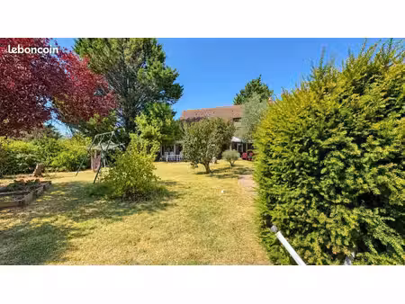 pavillon 7 pièces 170 m²