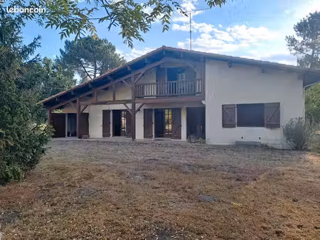 maison 5 pièces 136 m²