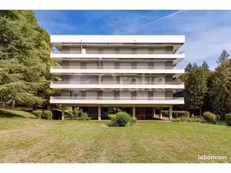 appartement 6 pièces 140 m²