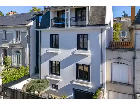 un bien rare  entre élégance contemporaine et confort absolu