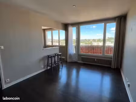 appartement 4 pièces 70 m²