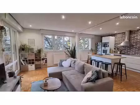 appartement t2 à vendre (saint-etienne) 52 28 m² + garage + terrasse