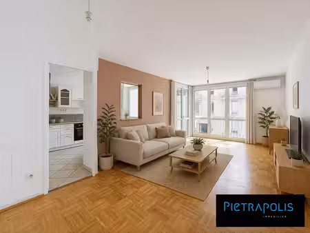 villeurbanne t3 de 68 m2 à 400m du tram reconnaissance-balzac