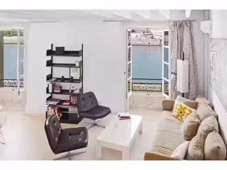 maison de ville rénovée avec terrasse et vue rhône
