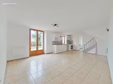 maison 3 pièces 68 m²