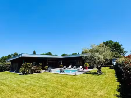 magnifique maison d’architecte 190 m2 avec piscine
