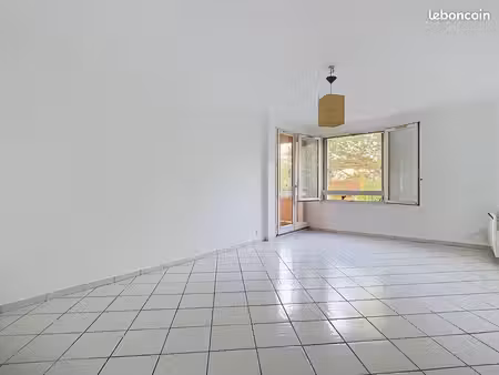 appartement 3 pièces avec parking