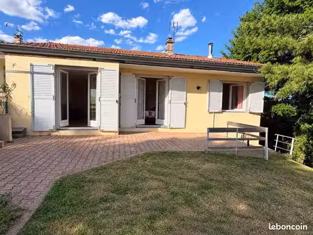 maison st jean bonnefonds
