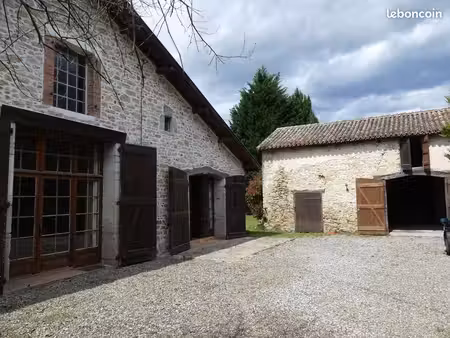 propriété historique sud-ouest  proche océan (25 min des plages) et du pays basque