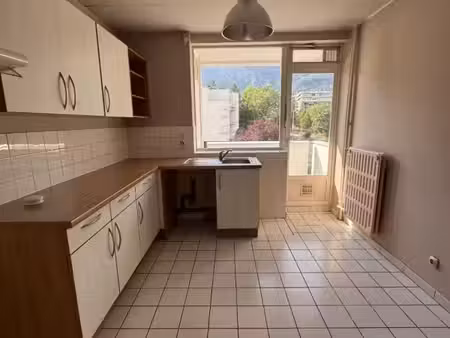 appartement 2 pièces 52 m²