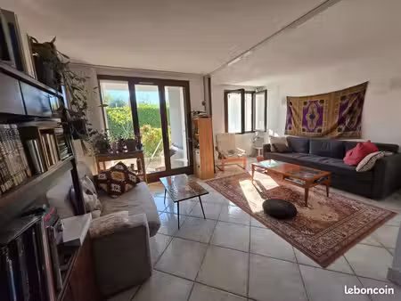 location appartement meublé avec jardin - neyrpic