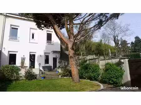 maison de ville 6 pièces 132 m²