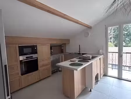 spacieux appartement rénové à tosse