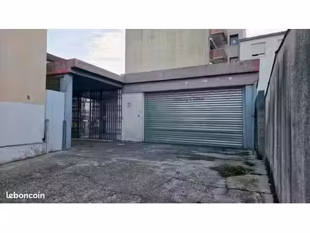 local commercial