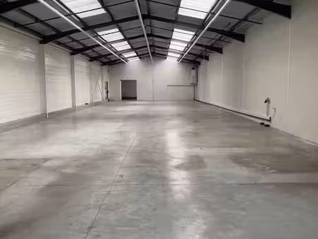 a louer local commercial
