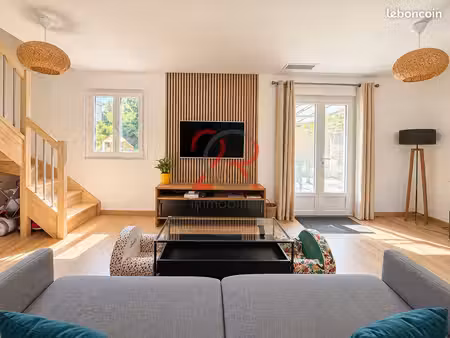 maison 6 pièces 133 m²