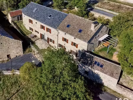 ferme 9 pièces 303 m²
