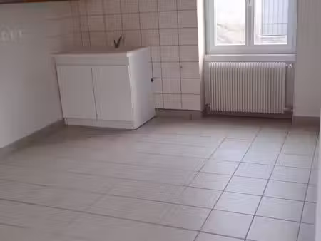 maison 79m² dependance 40m² et cour