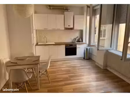 location t2 meuble centre ville de saint étienne