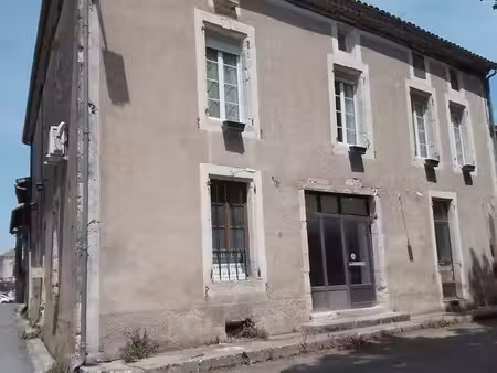 maison de caractère avec local commercial – beauville (47)