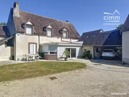 maison 8 pièces 154 m²