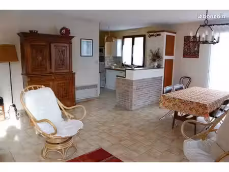 villa au calme tout confort avec jardin