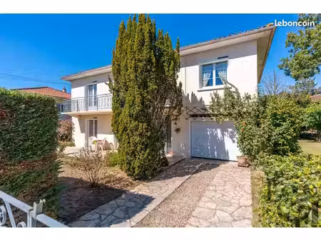 maison 7 pièces 148 m²