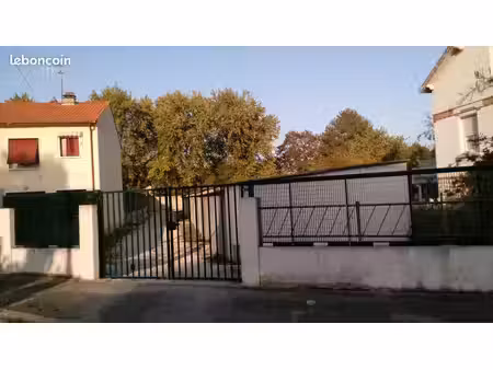 garage sécurisé rue jean moulin