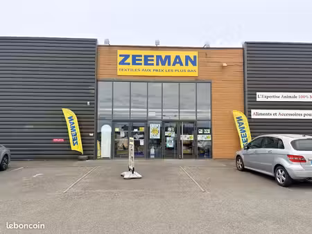 local commercial 440 m²