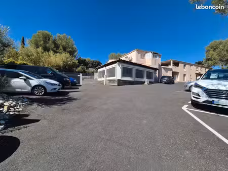 opportunité rare à saint-gély-du-fesc – local à usage mixte d'environ 180 m² utiles de sur