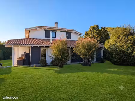 très belle maison d'architecte