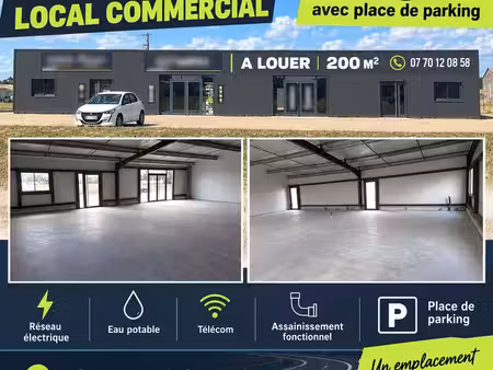 local commercial à louer 200m2
