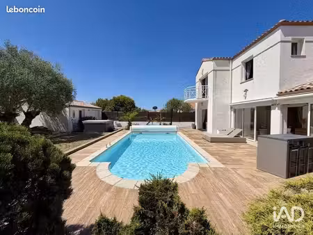 maison familiale 5 pièces 174 m²