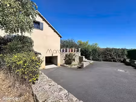 villa 7 pièces 126 m²