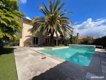 villa 7 pièces 200 m²