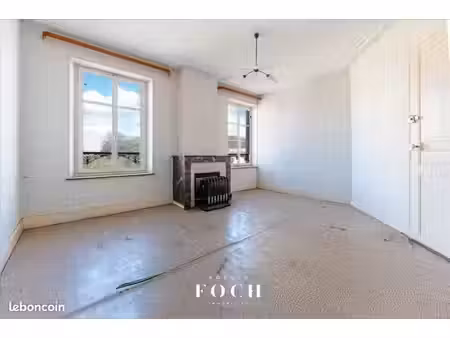 appartement 2 pièces 67 m²