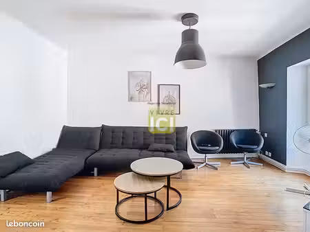 immeuble 10 pièces 392 m²