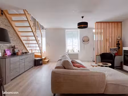 maison proche angers