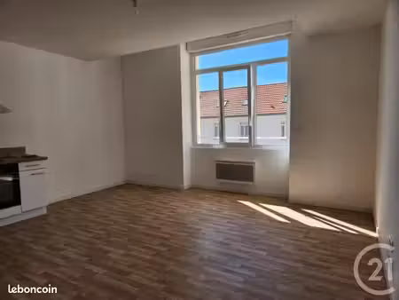 appartement 3 pièces 42 m²