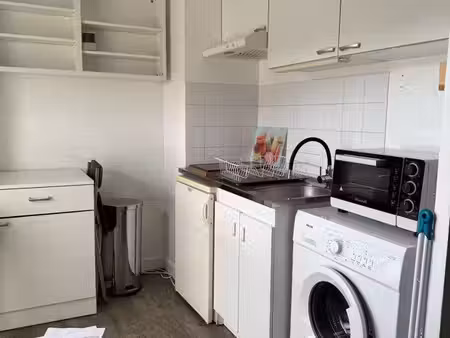 studio meublé 19 m² avec balcon
