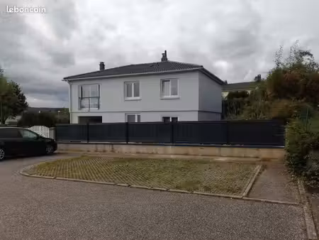 maison individuelle 4 chambres secteur calme
