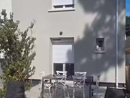 location maison rénovée proche mer