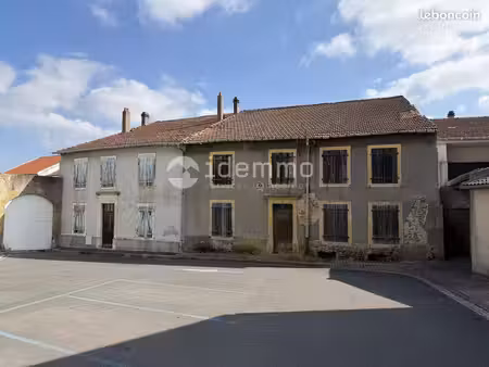 immeuble 10 pièces 280 m²