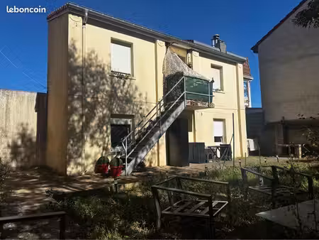 appartement 2 pièces 23m2 jardin et terrasse