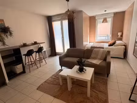 location studio proche centre