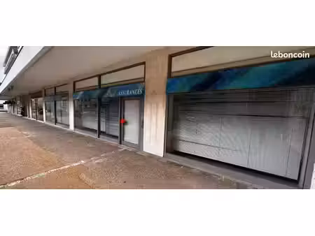 murs commerciaux 165 m² cholet