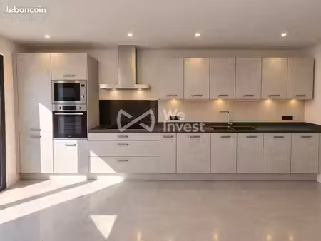 maison 4 pièces 150 m²