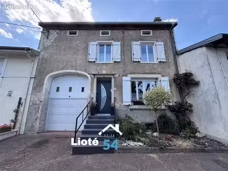 maison 7 pièces 151 m²